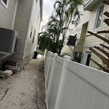 -Sleek-White-Vinyl-Privacy-Fence-Installation-Siesta-Key 0