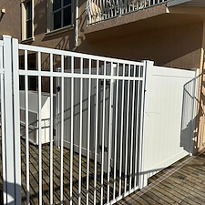 Coastal-Aluminum-Fence-Installation-Indian-Shores-FL 1
