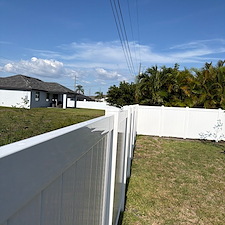 Nothing-Beats-a-Fresh-White-Vinyl-Fence 2