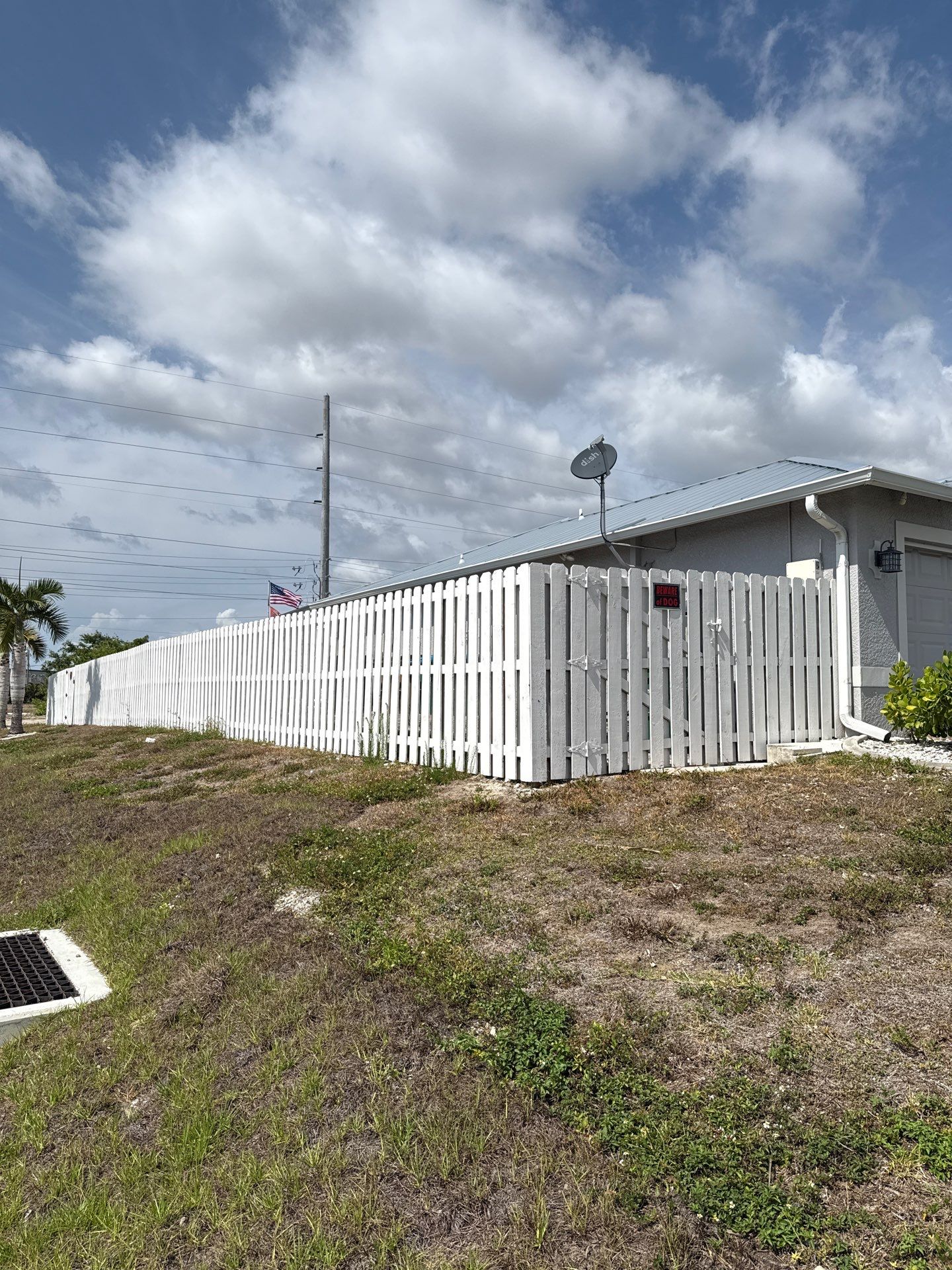 White Shadowbox Fence Installation – Cape Coral, FL