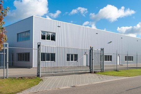 Commercial fencing